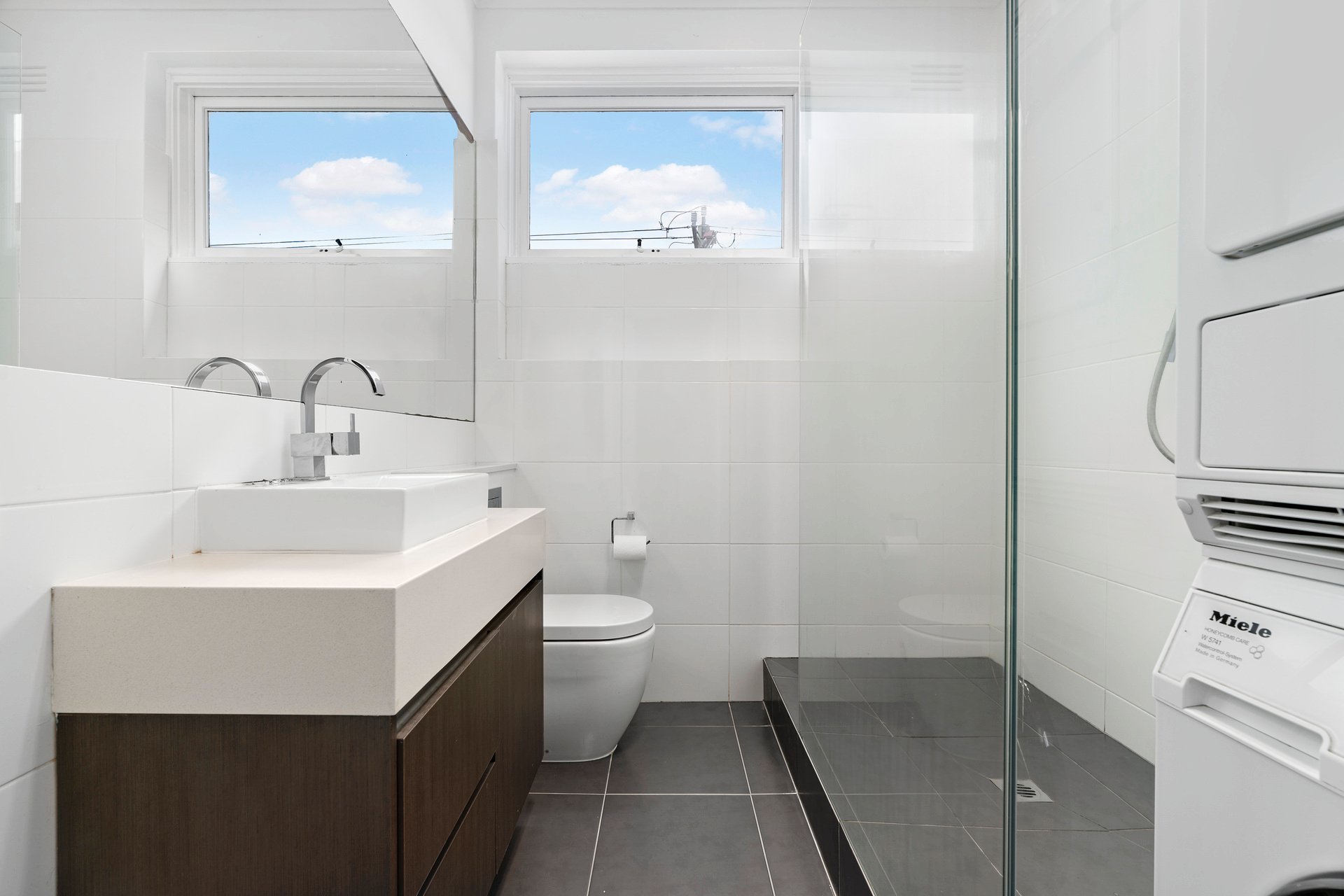 Property Gallery Thumbnail 7