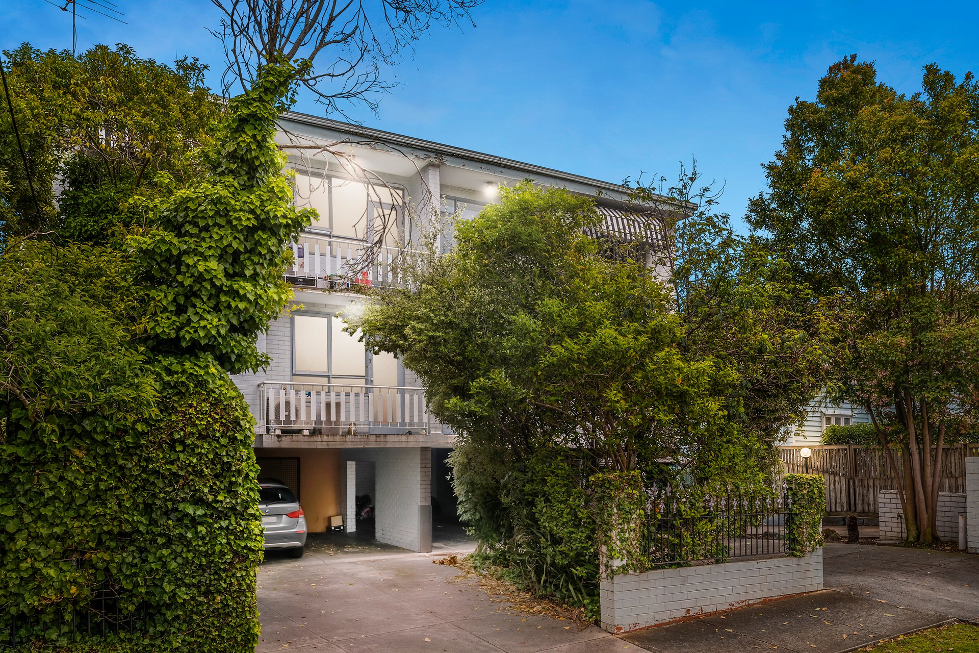 Property Gallery Thumbnail 11
