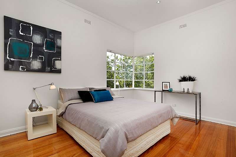 5/38 Ormond Road, Elwood image 1