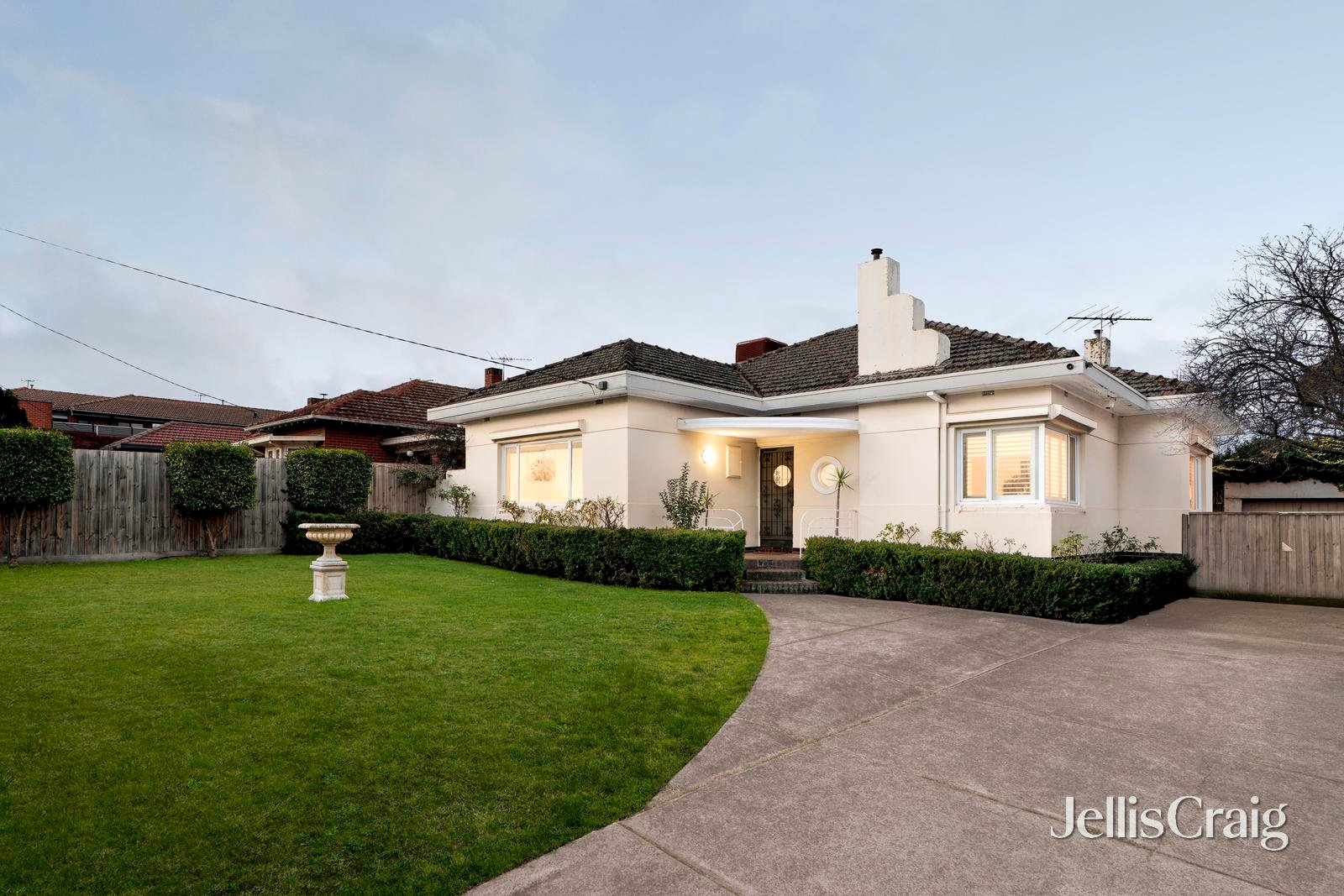 539 Camberwell Road, Camberwell image 1