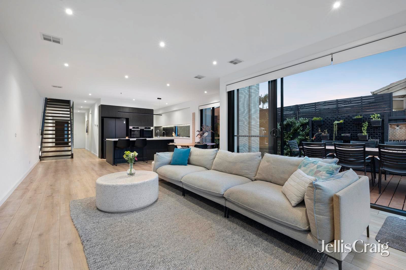 53A Fromer Street, Bentleigh image 2