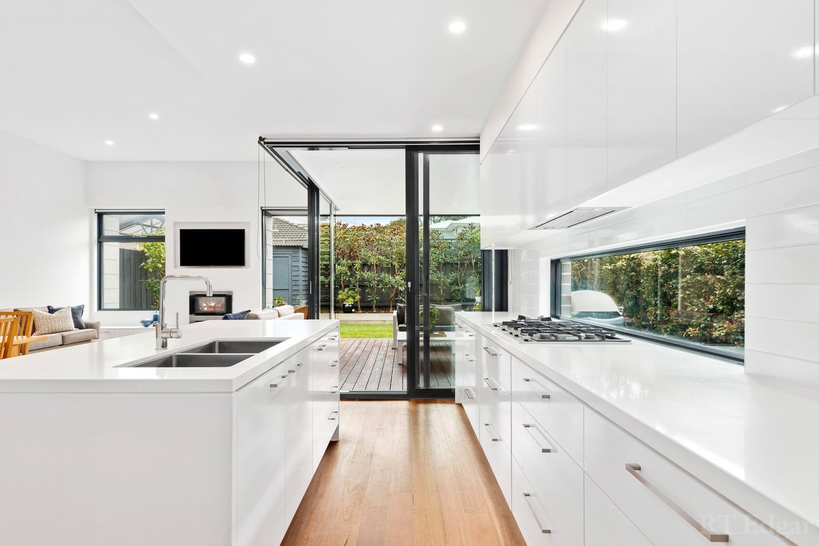 Property Gallery Thumbnail 2