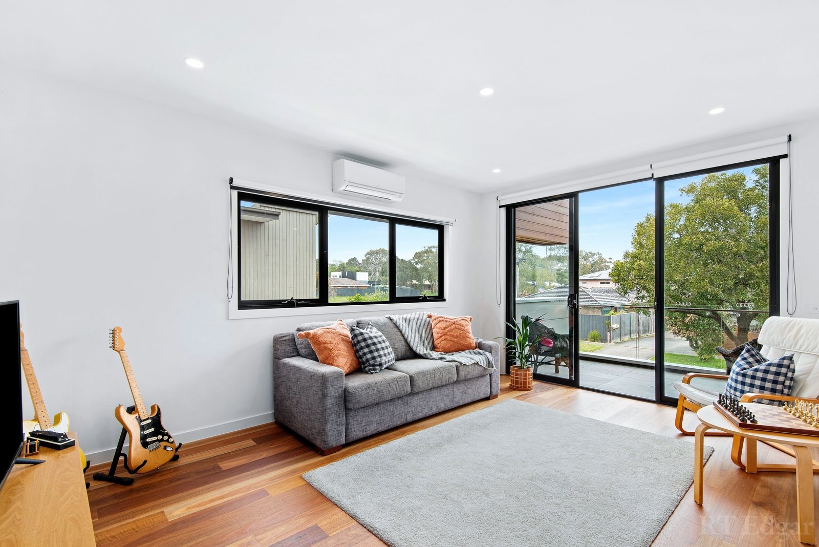Property Gallery Thumbnail 7