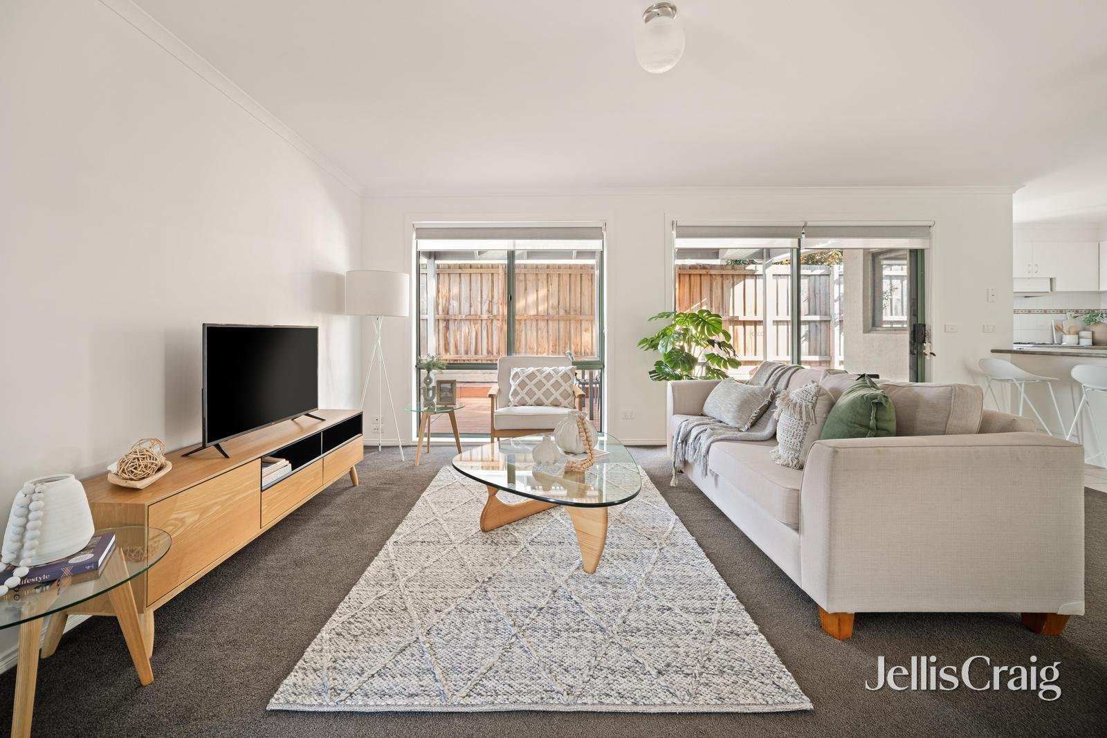 53C Golden Avenue, Chelsea image 2