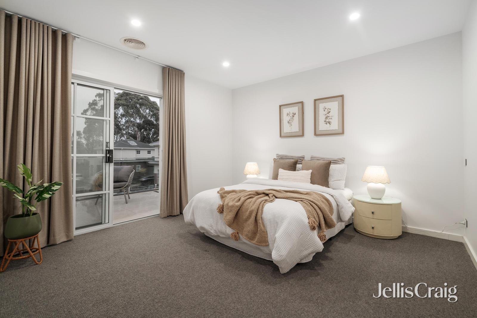 5/4-5 Tawonga Court, Glen Waverley image 17