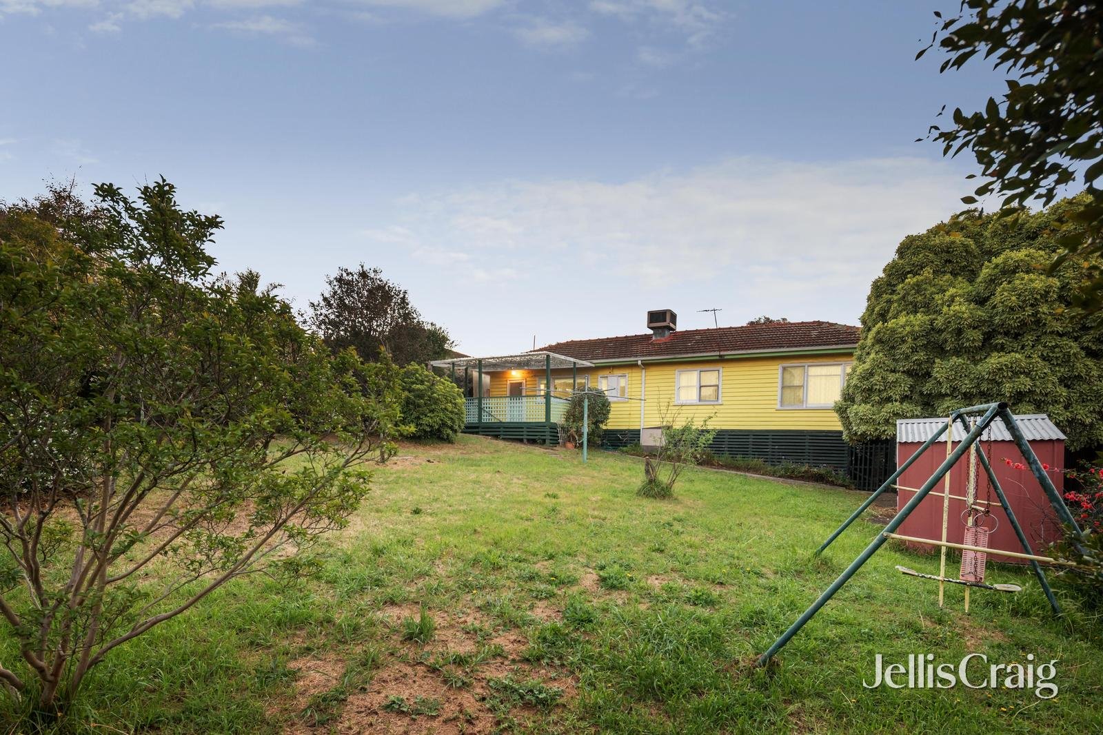 54-56 Leach Street, Briar Hill image 14