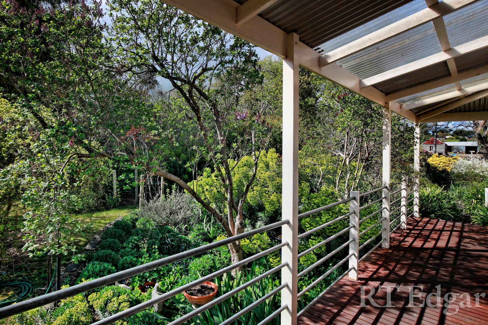 Property Gallery Thumbnail 14