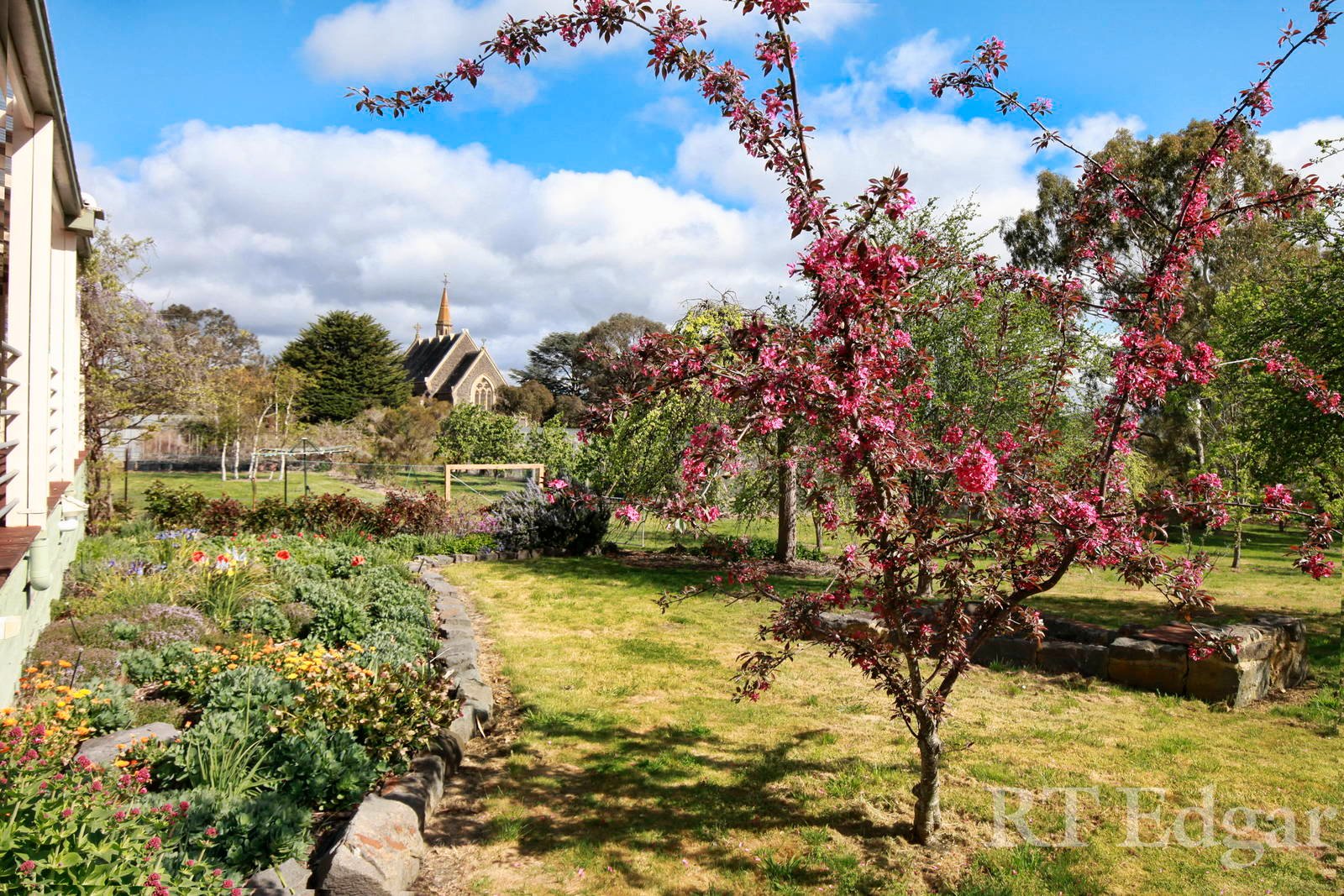 Property Gallery Thumbnail 15