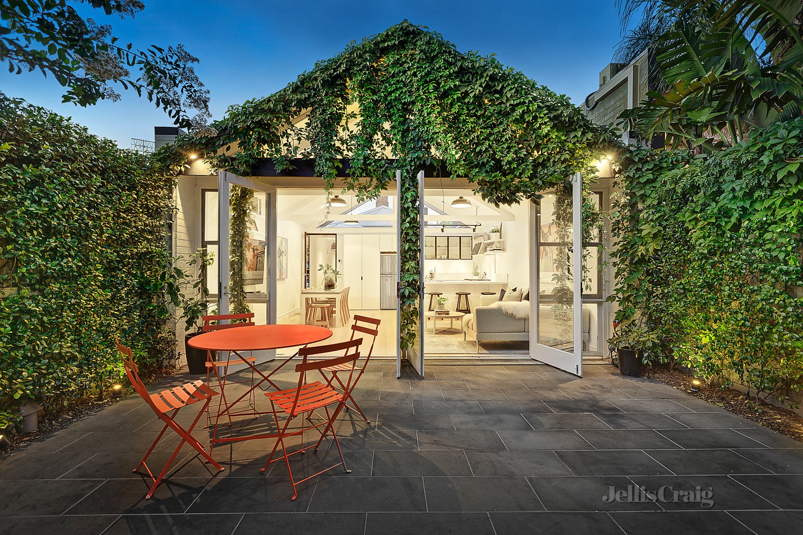 54 Aberdeen Road, Prahran image 4