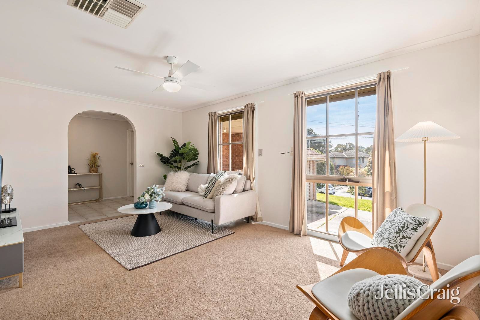 54 Anthony Drive, Chirnside&nbsp;Park image 2