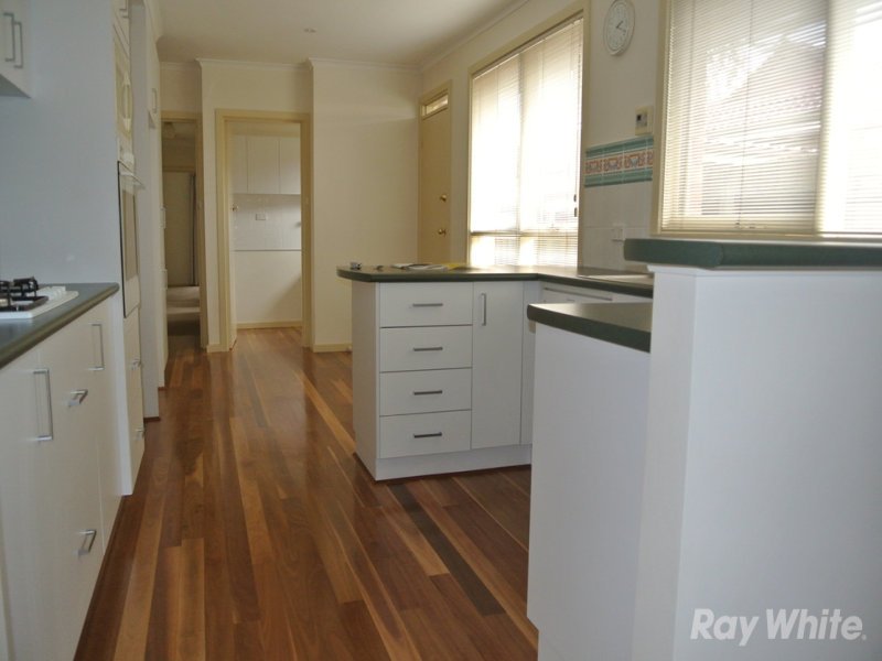 54 Banbury Street, Burwood East image 2