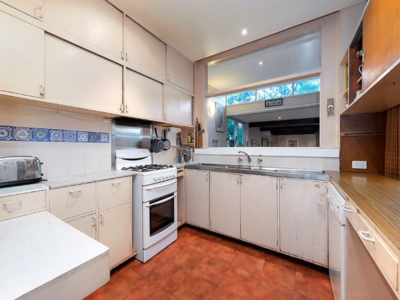 54 Barnard Grove, Kew image 5