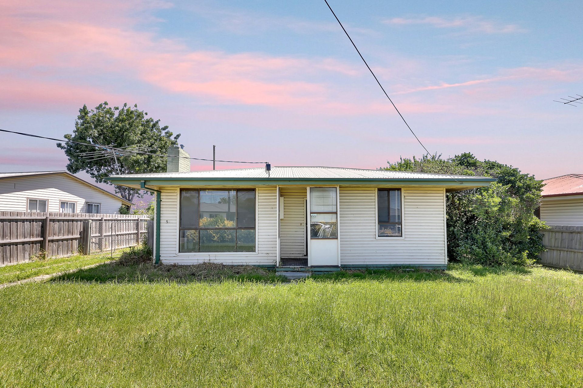 54 Camellia Crescent, Norlane image 1