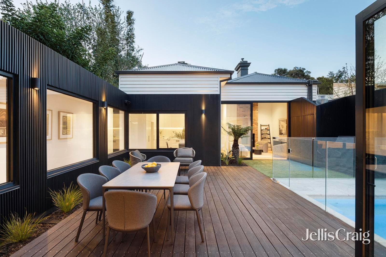 54 Derham Street, Port Melbourne image 30