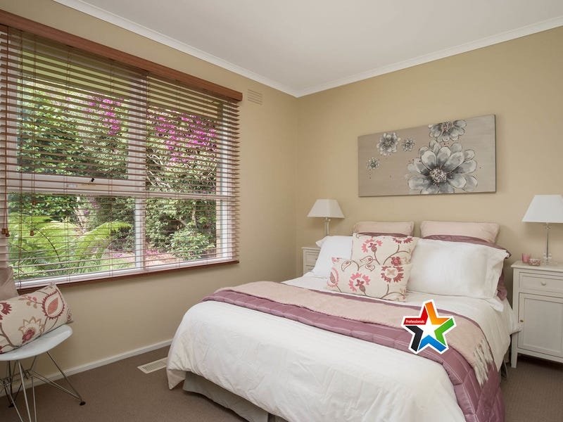 54 Dryden Concourse, Mooroolbark image 7