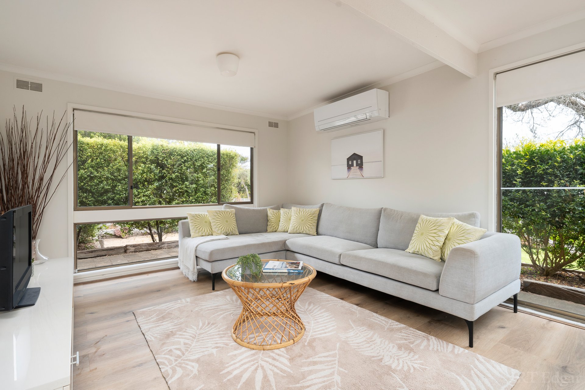 Property Gallery Thumbnail 6