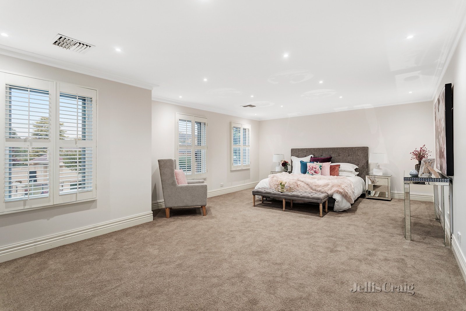 54 Elliott Avenue, Balwyn image 5