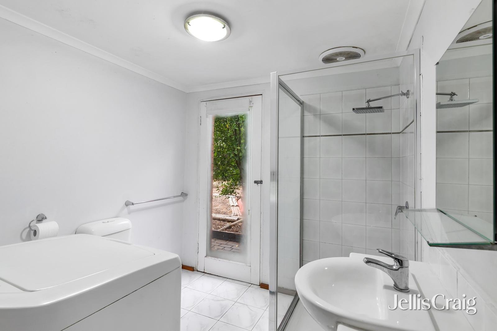 54 Garden Grove Drive, Mill&nbsp;Park image 7