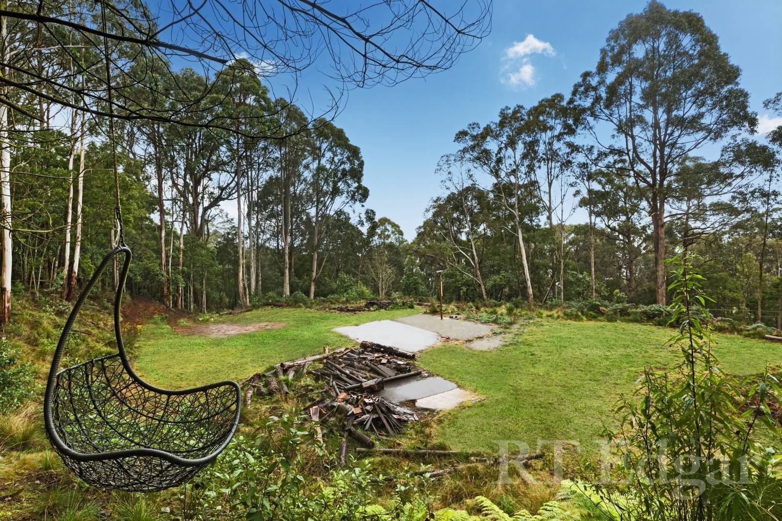 Property Gallery Thumbnail 3