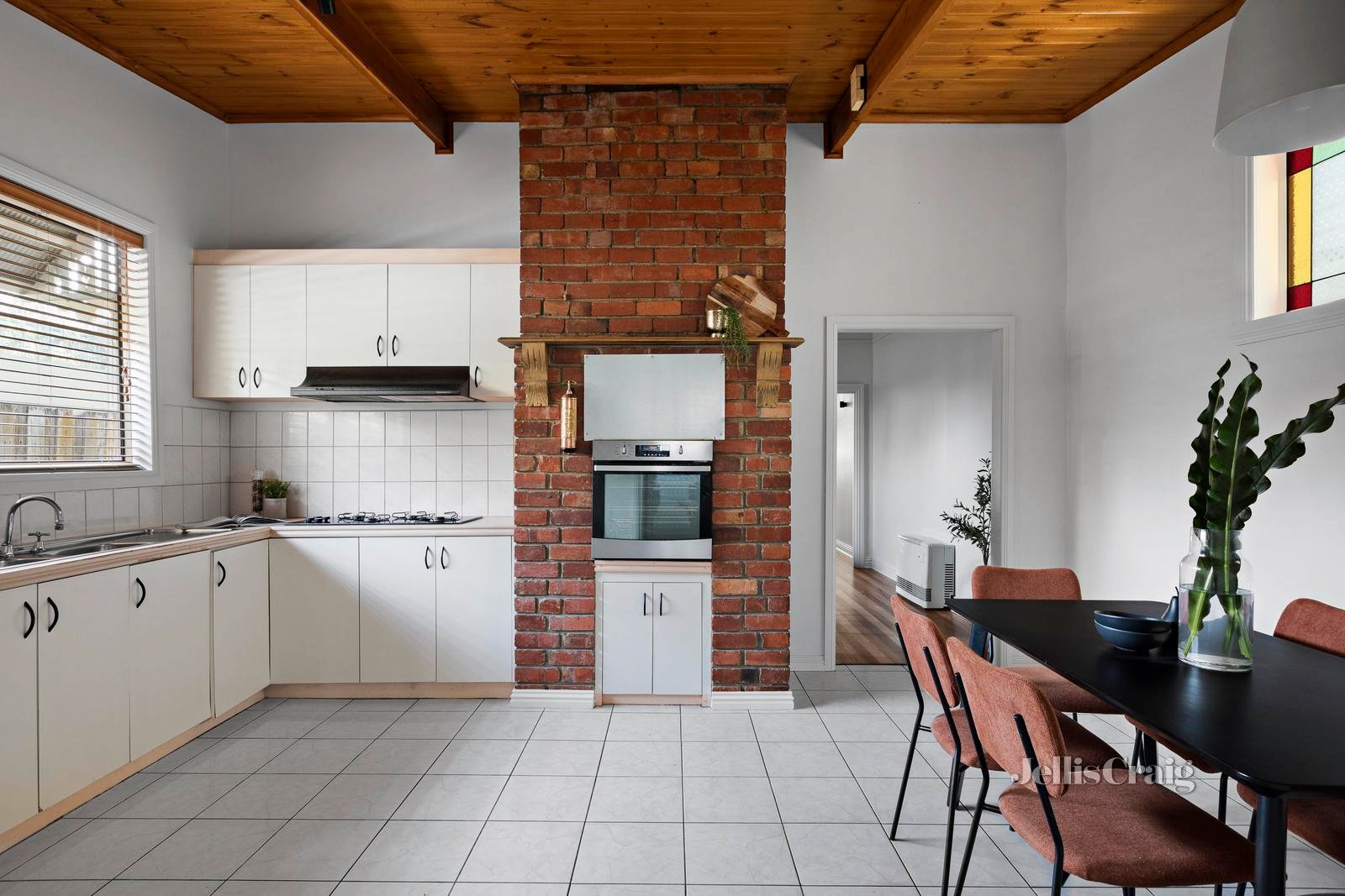 54 Hardiman Street, Kensington image 5