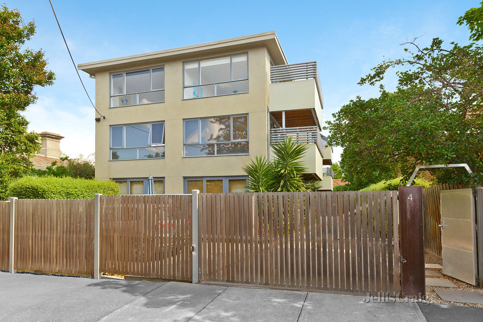 5/4 Hill Street, Hawthorn image 2