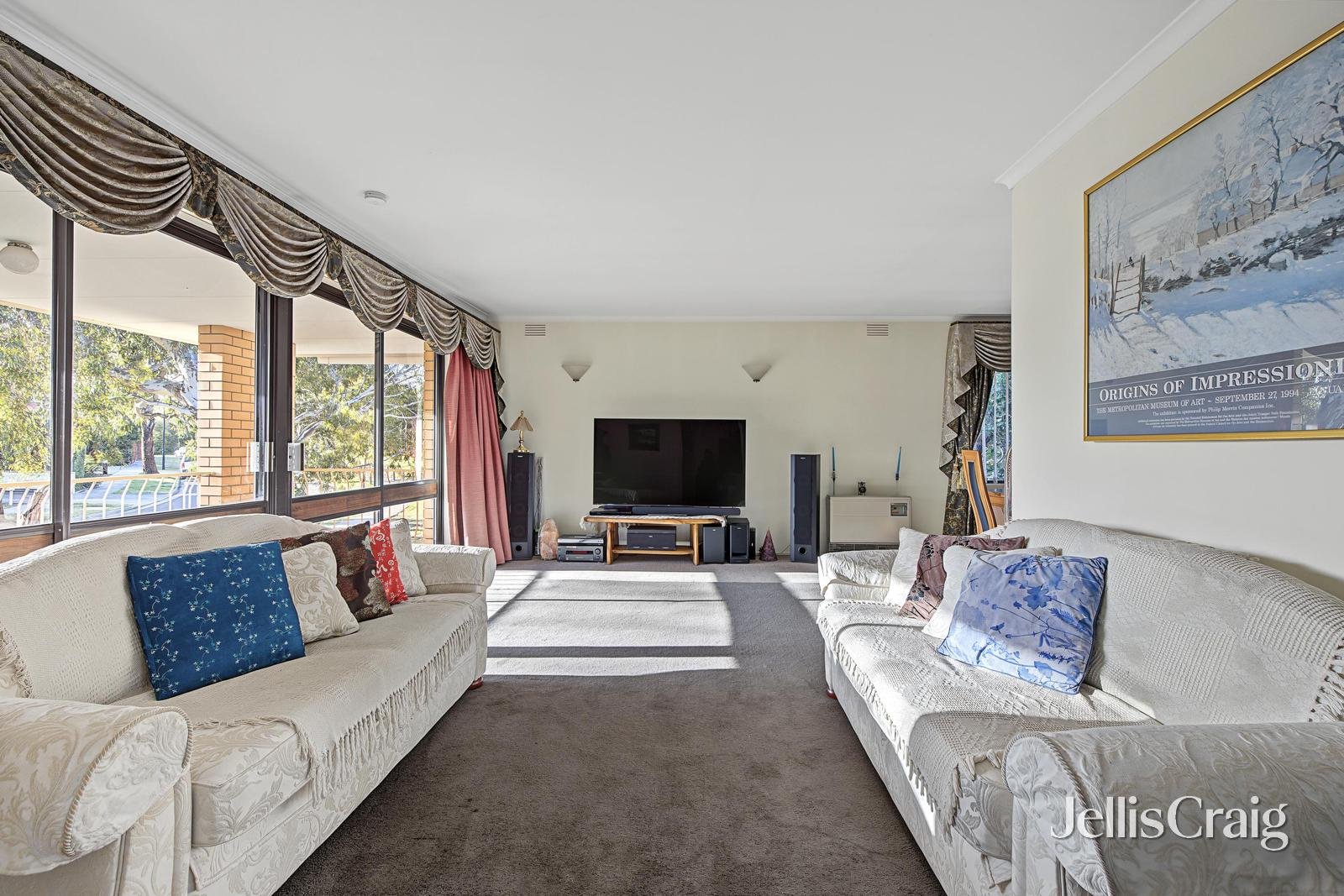 54 Jacqueline Road, Bundoora image 2