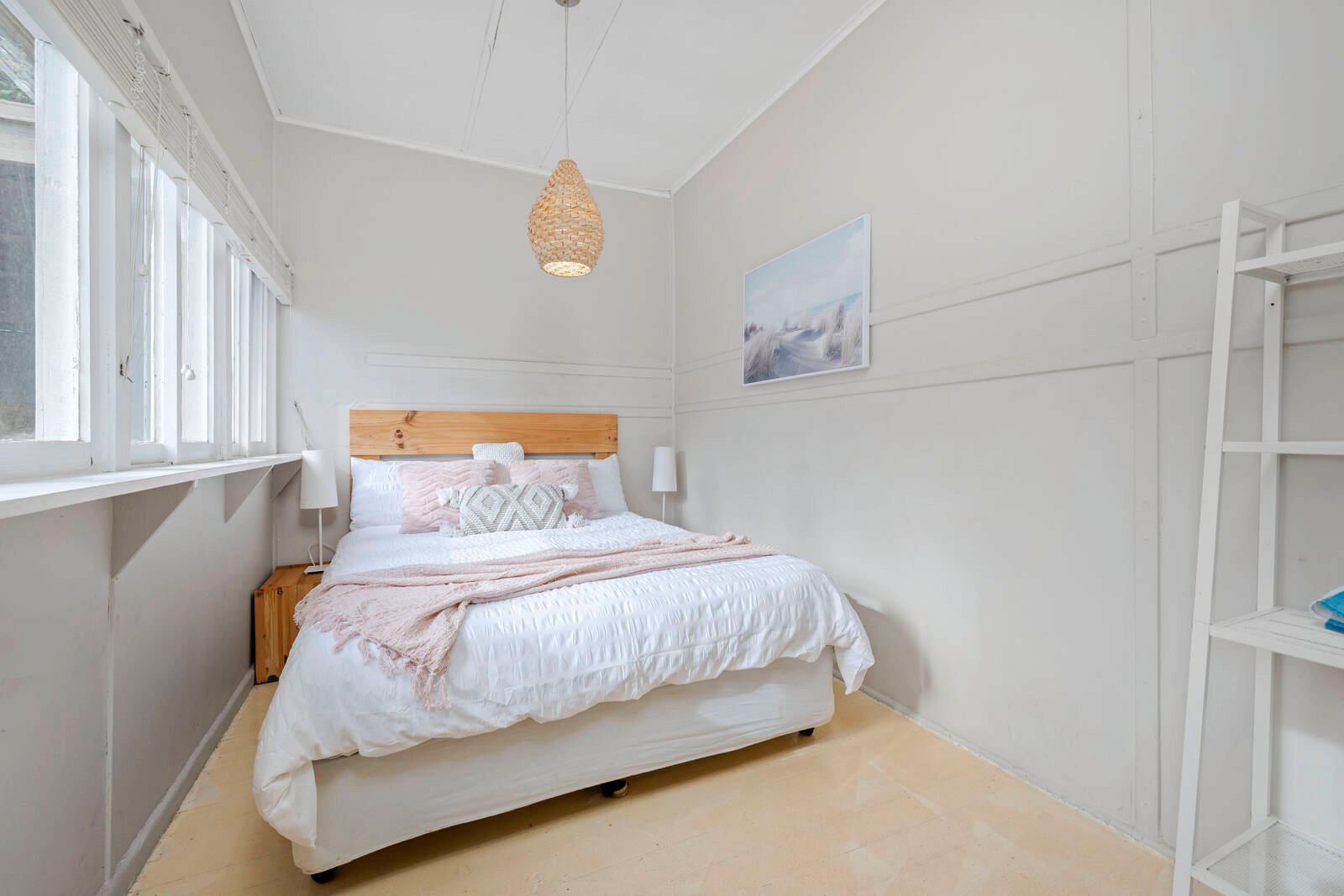 Property Gallery Thumbnail 11