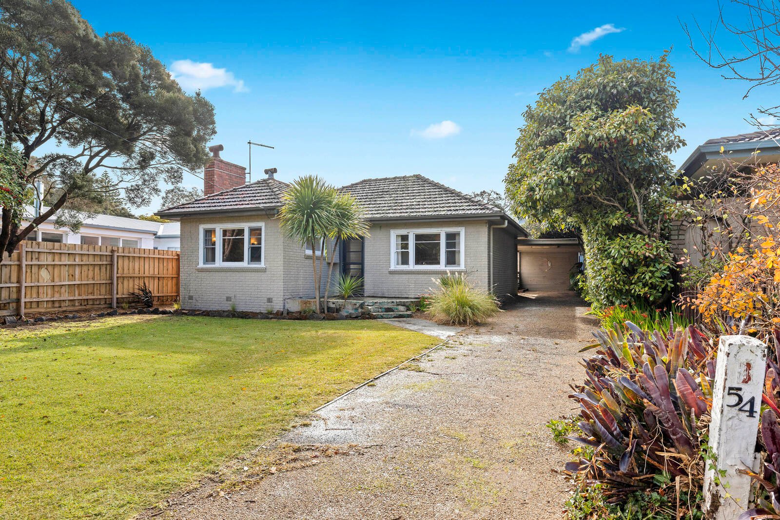 Property Gallery Thumbnail 17