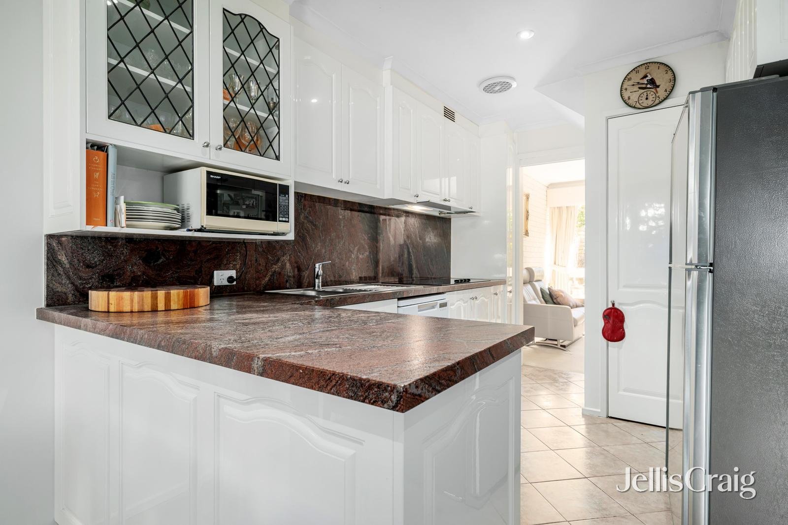 5/4 Kireep Road, Balwyn image 4