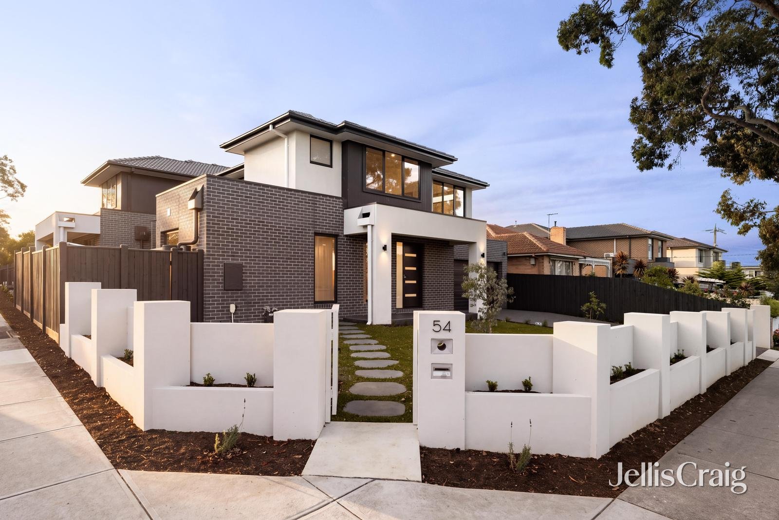 54 Koonung Road, Blackburn&nbsp;North image 1