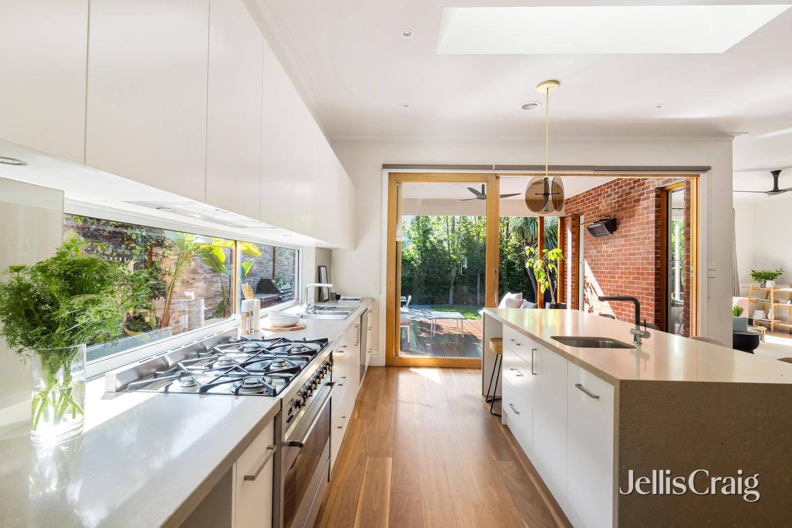 54 Maitland Street, Glen Iris image 3