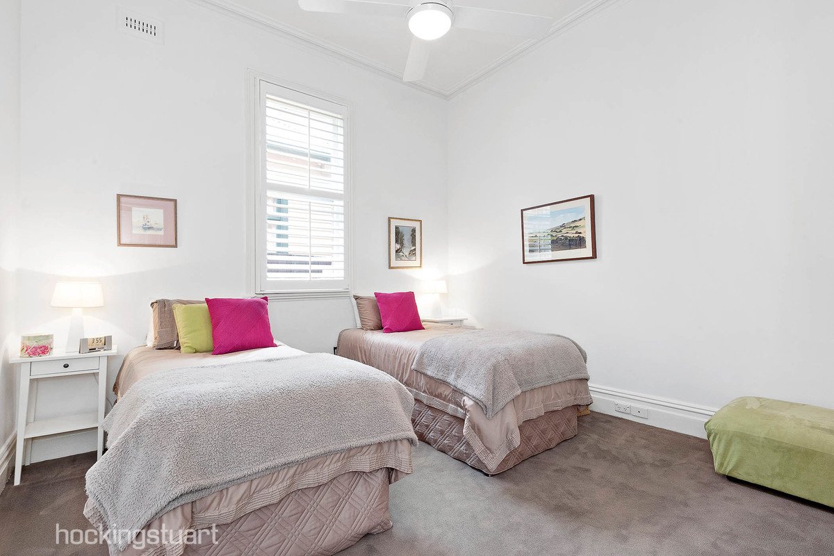 54 Manningtree Road, Hawthorn image 8