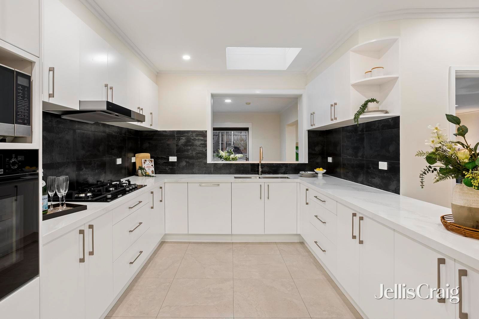 54 Margot Avenue, Doncaster image 4