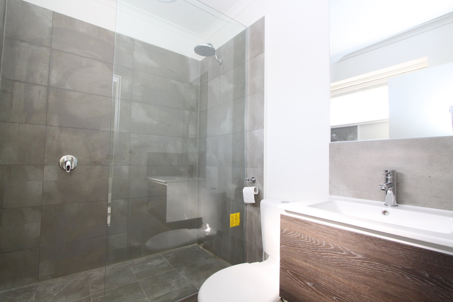 Property Gallery Thumbnail 5