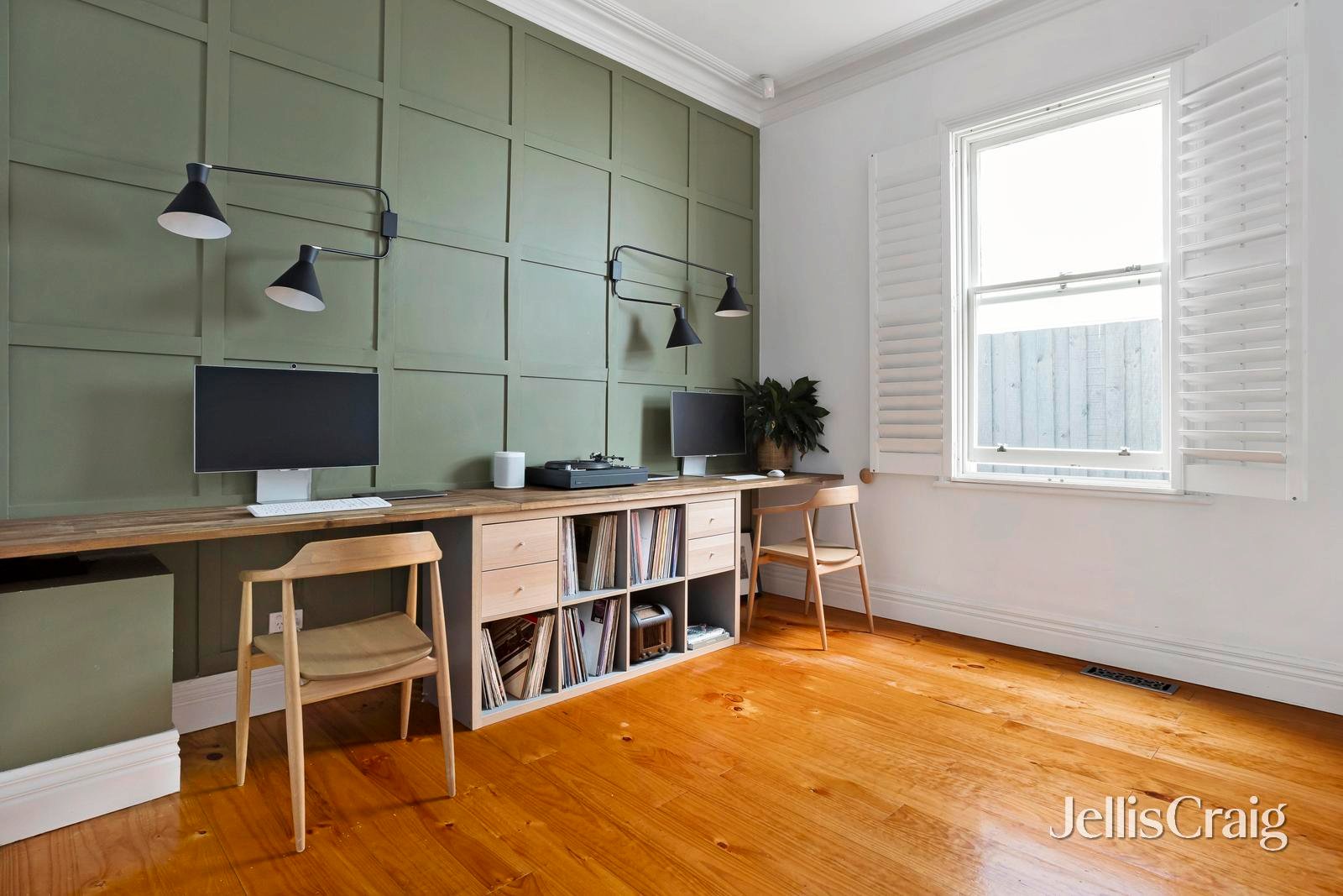 54 Munro Street, Coburg image 7