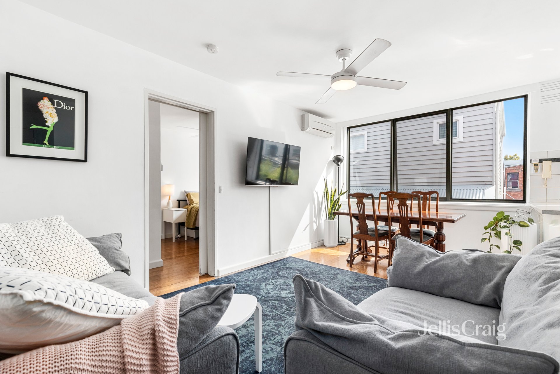 5/4 Normanby Street, Windsor image 2