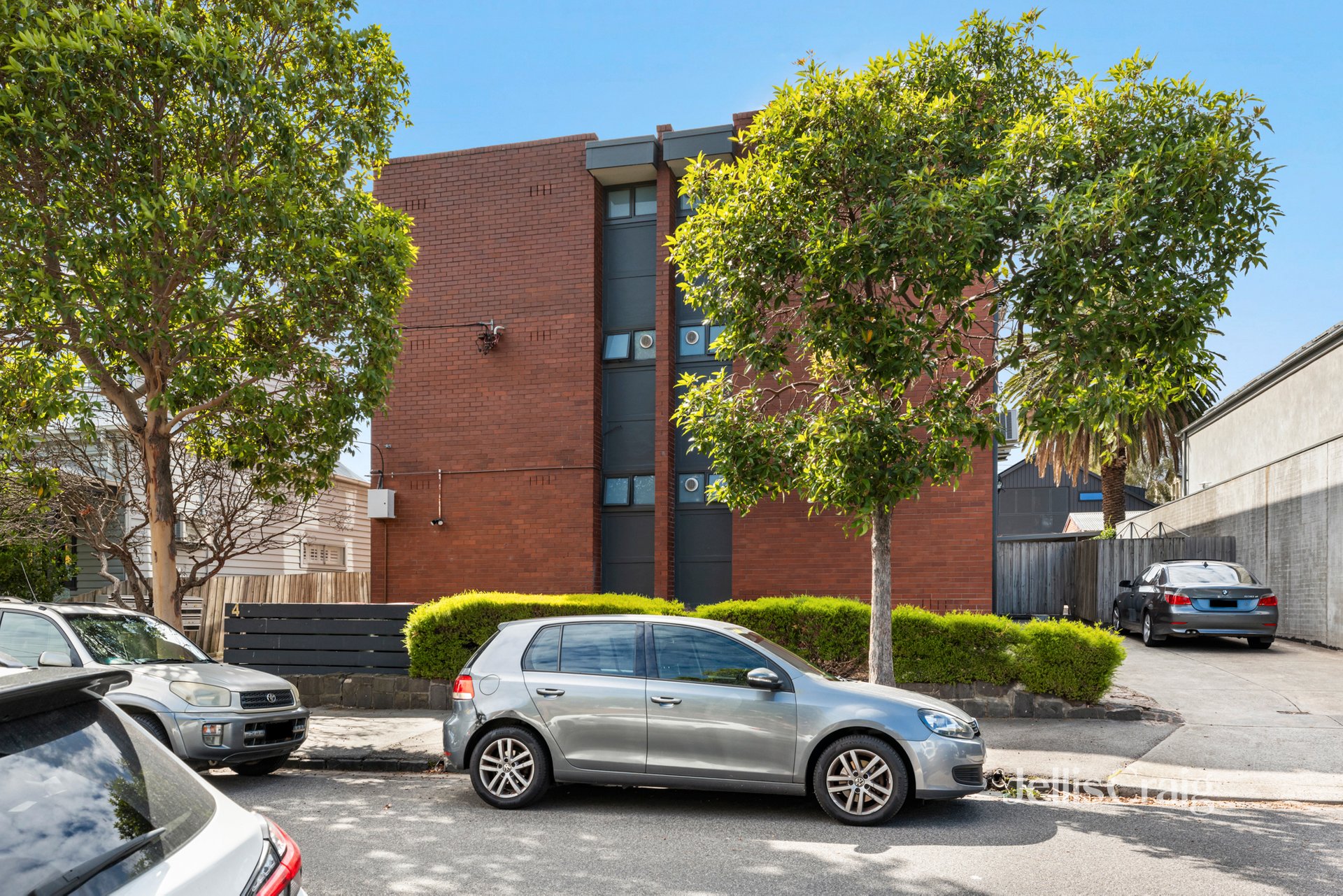 5/4 Normanby Street, Windsor image 6