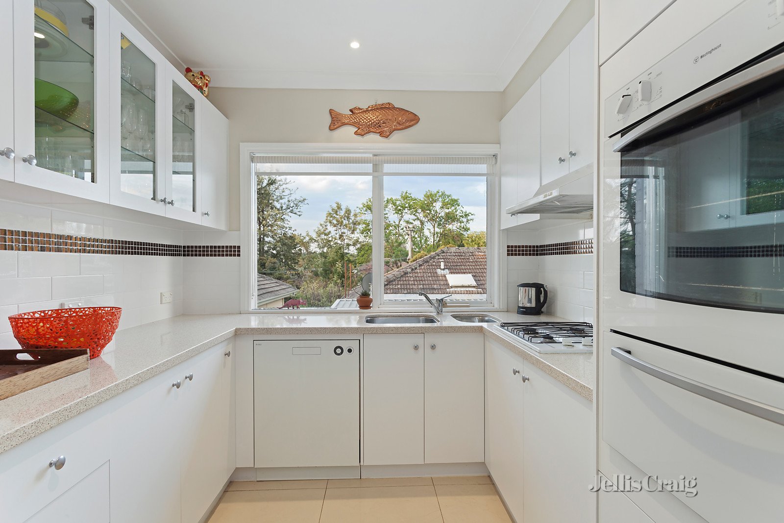 54 Outlook Drive, Camberwell image 6
