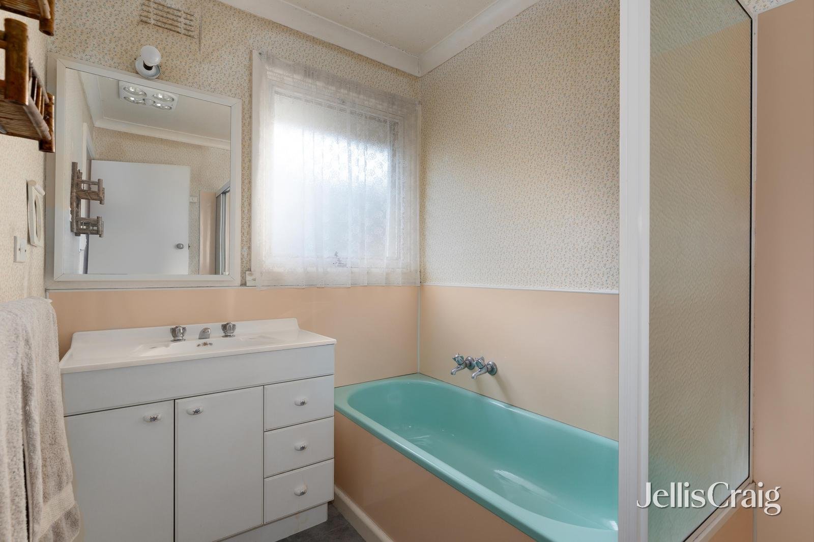 54 Plenty Lane, Greensborough image 12