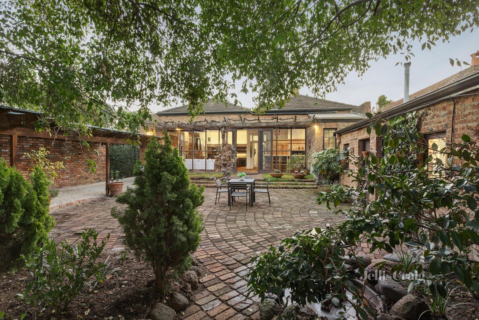 54 Powell Street, South Yarra image 13