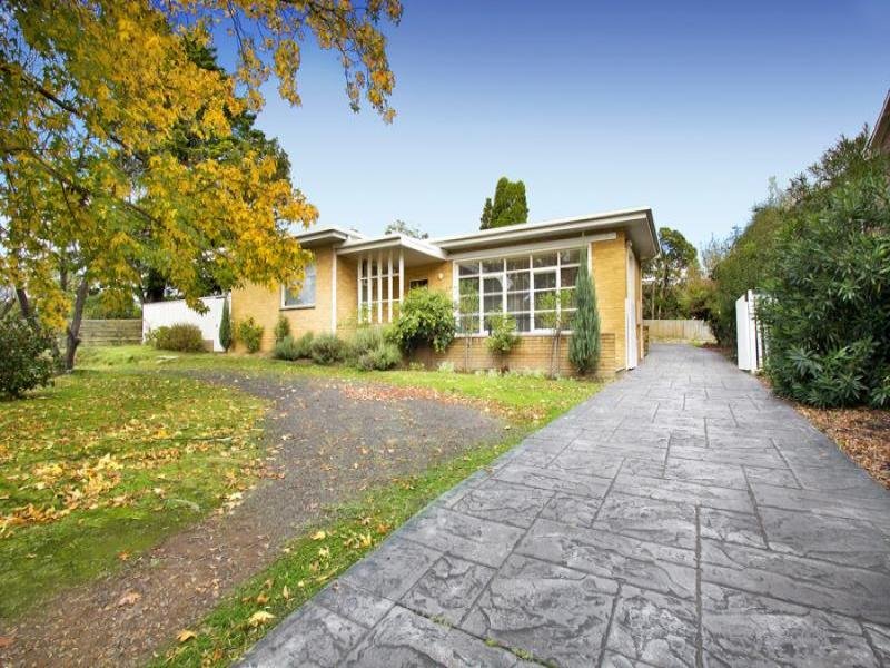 54 Riverside Avenue, Balwyn North image 1
