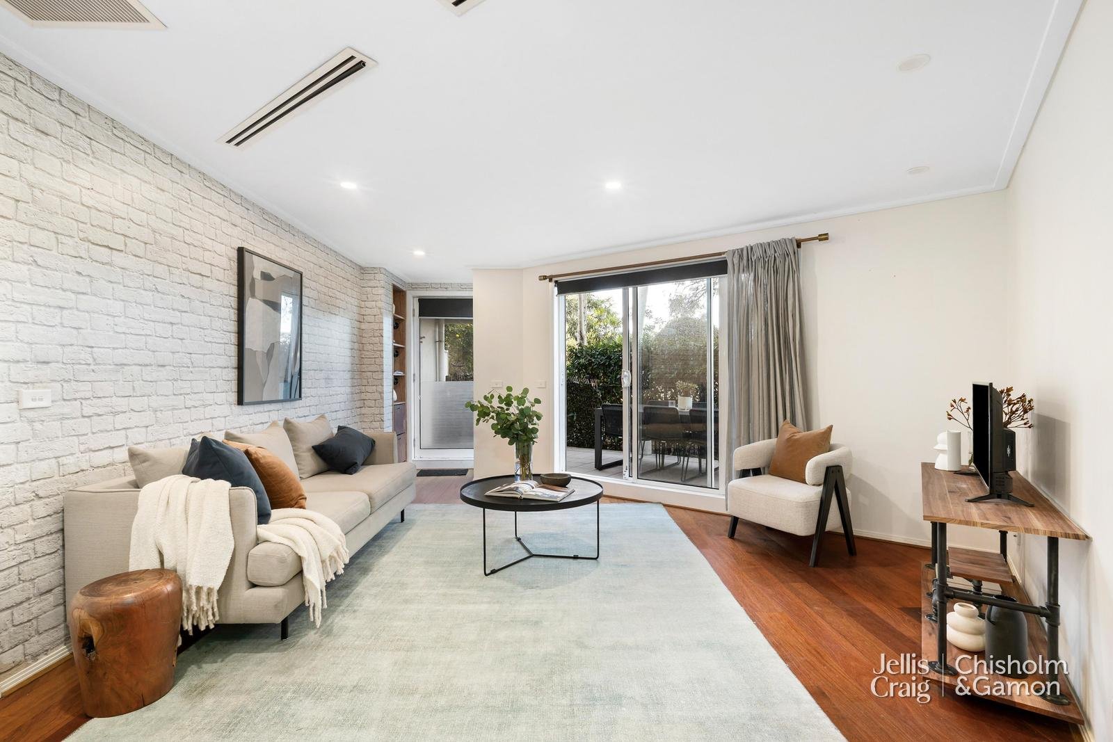 5/4 Seisman Place, Port Melbourne image 3