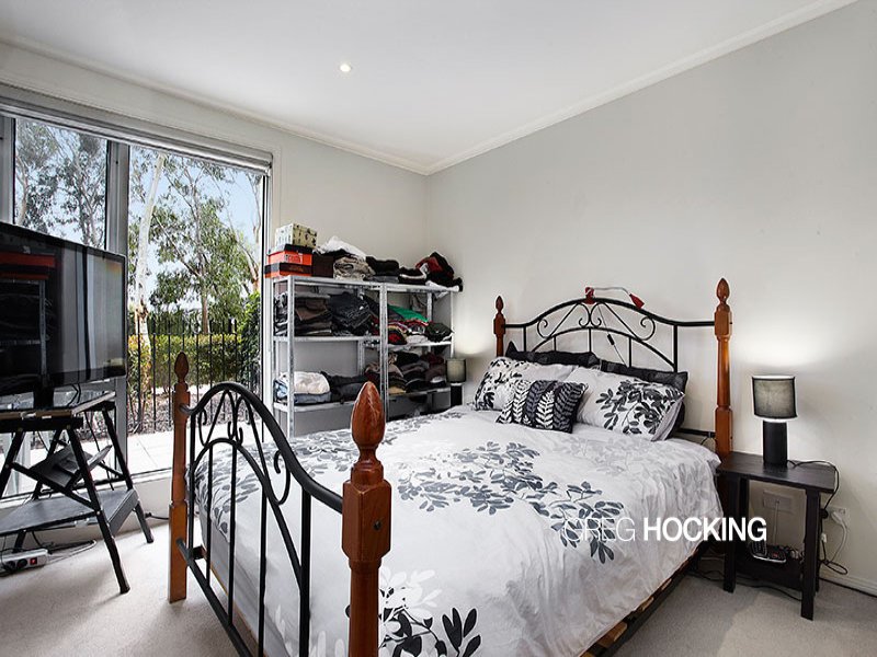 5/4 Seisman Place, Port Melbourne image 5
