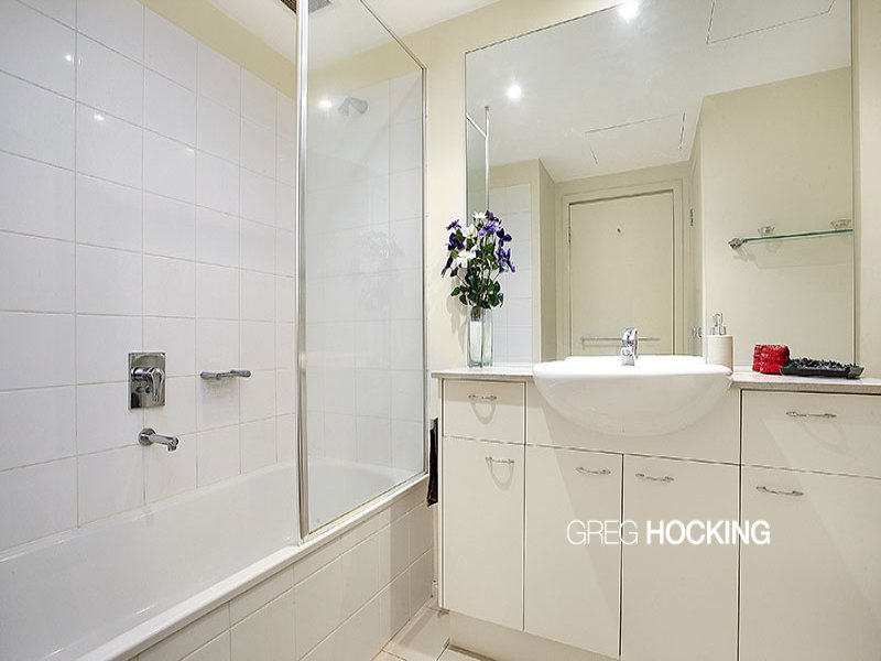 5/4 Seisman Place, Port Melbourne image 6