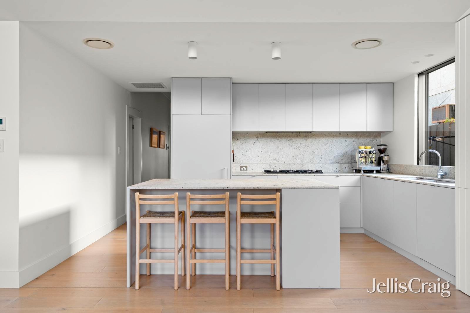 54 Smith Street, Brunswick&nbsp;West image 3