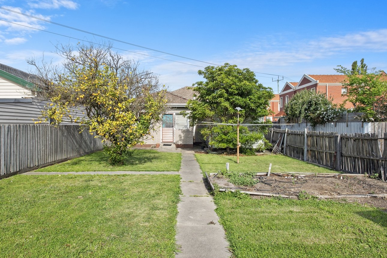 54 St Albans Road, East Geelong image 3