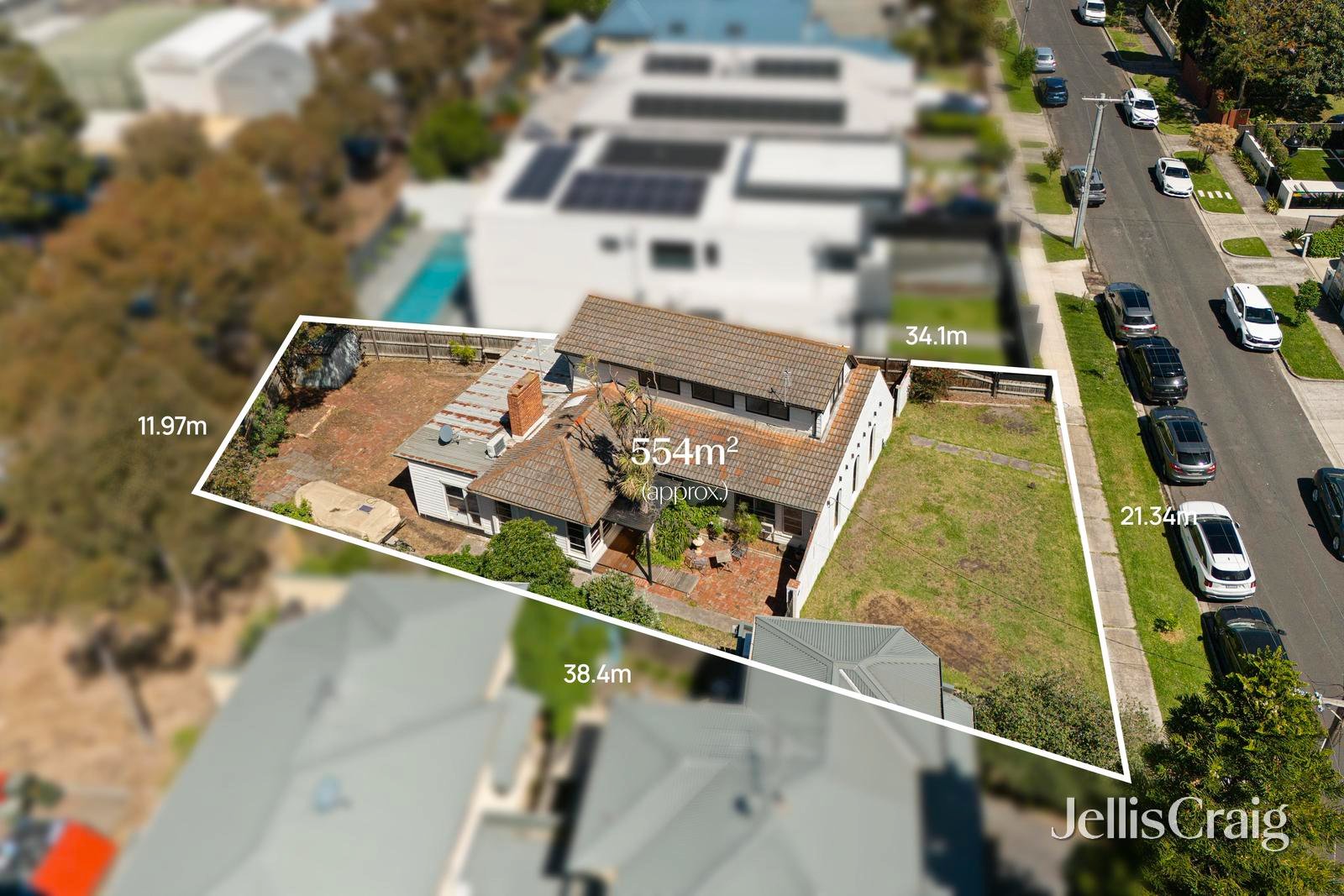 54 Tobruk Crescent, Williamstown image 2