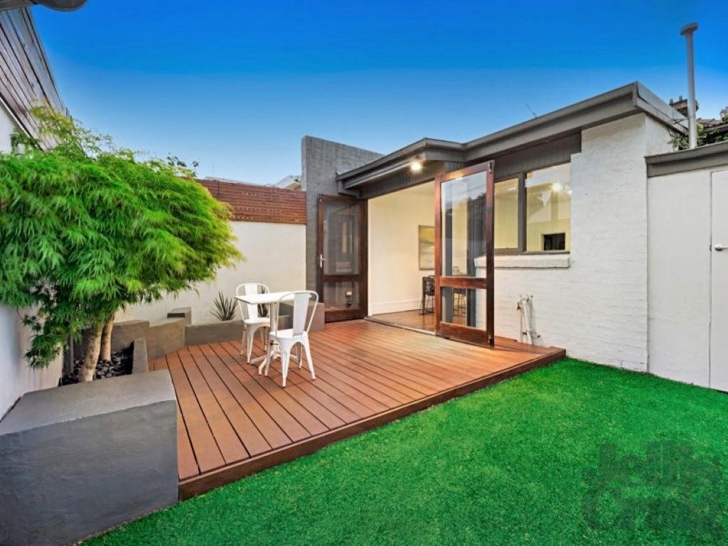 54 Upton Road, Windsor image 7