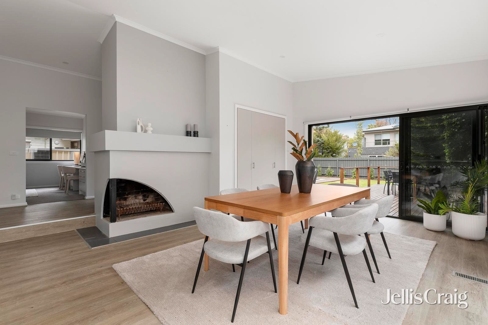 54 Weatherall Road, Cheltenham image 4