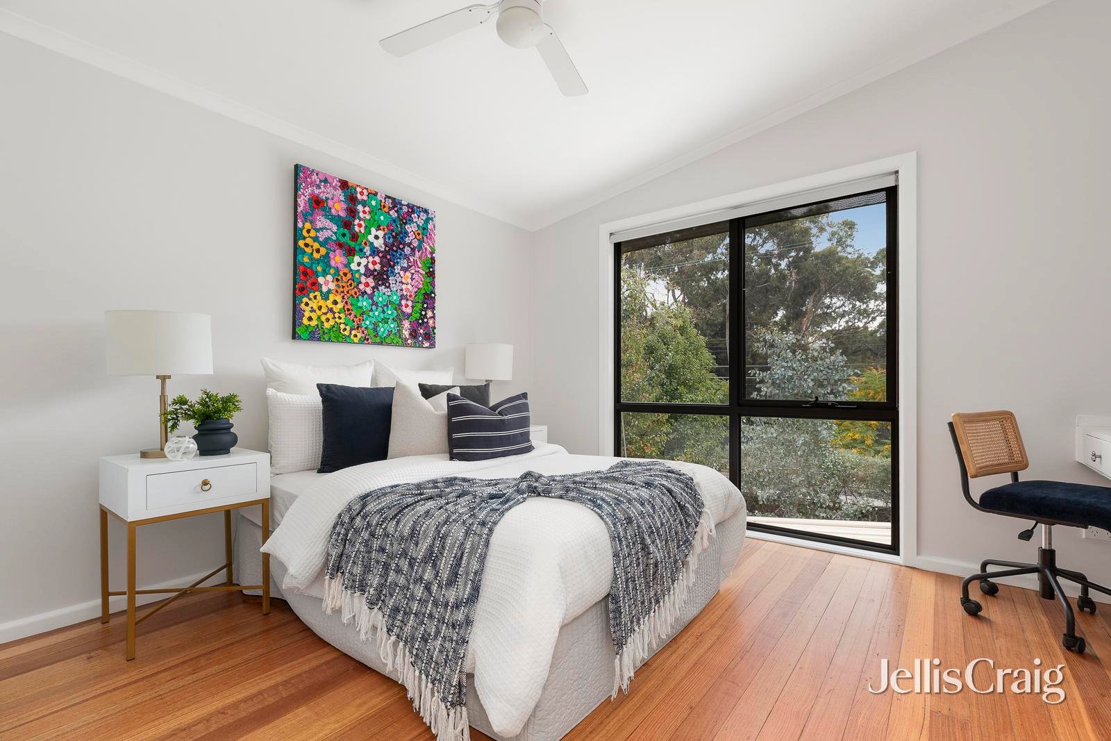 54 Weatherall Road, Cheltenham image 7